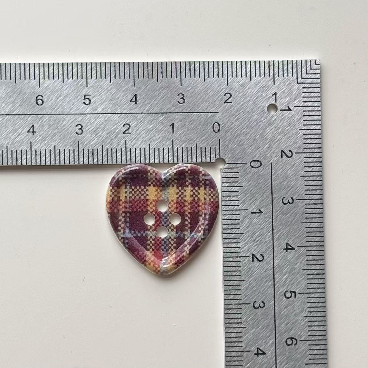 Cute Style Plaid Heart Button