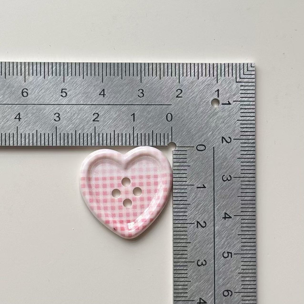 Cute Style Plaid Heart Button