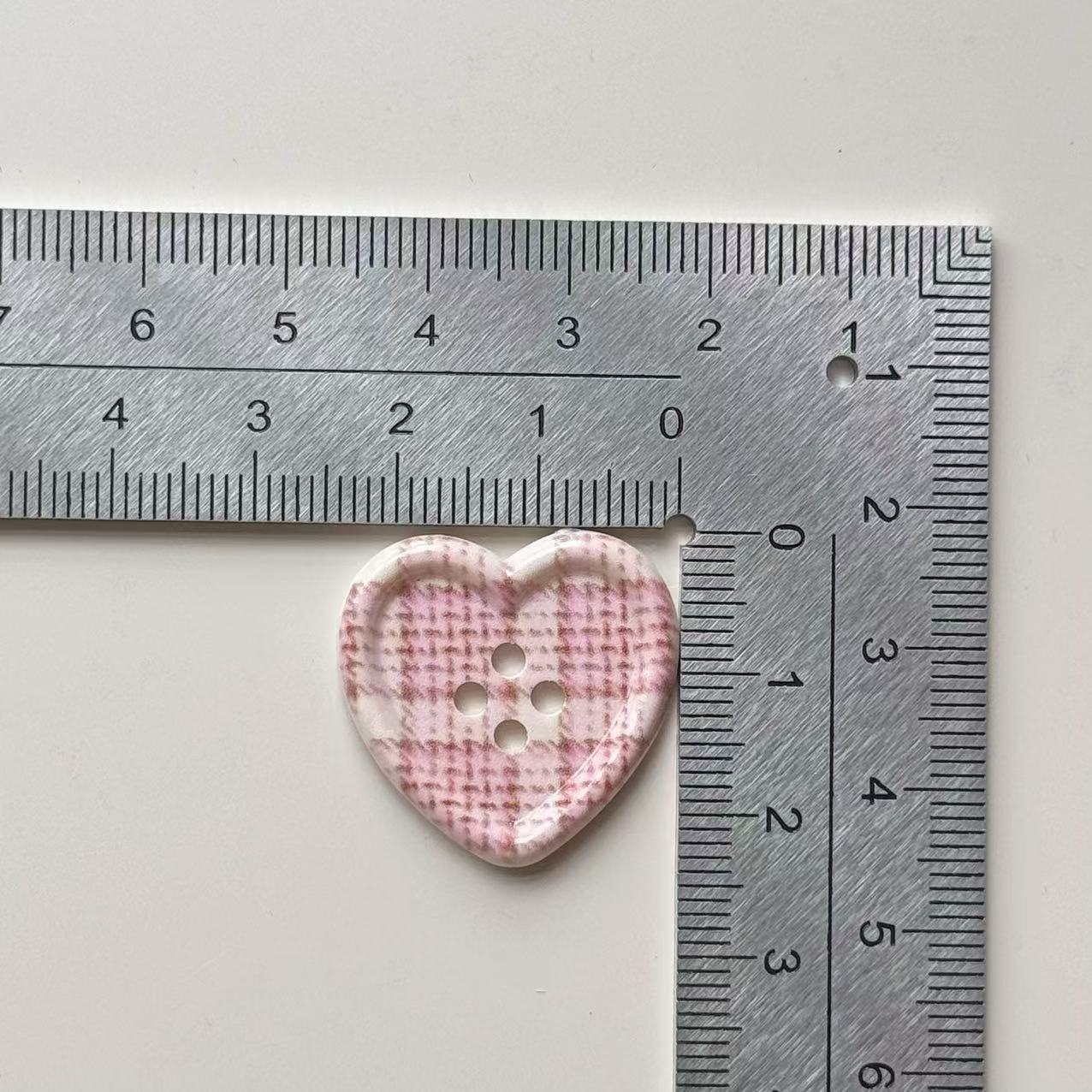 Cute Style Plaid Heart Button